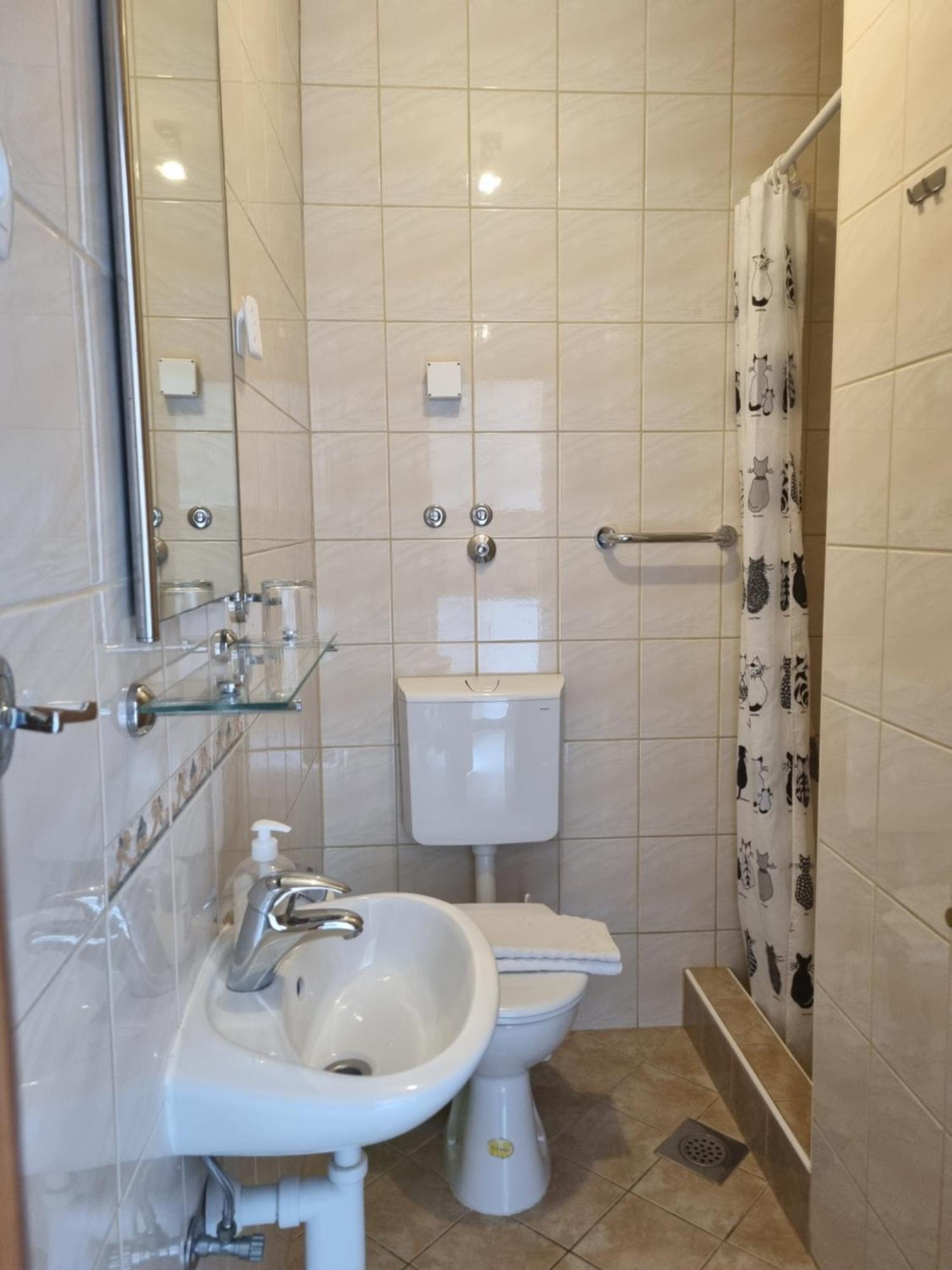 Apartments Skoljka เยเซรา ภายนอก รูปภาพ